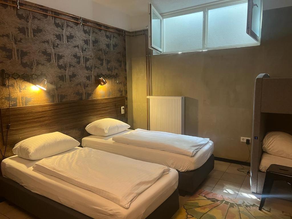 Koby Work&Stay Souterrain Apartment, Wifi&Komfort Херфорд Экстерьер фото